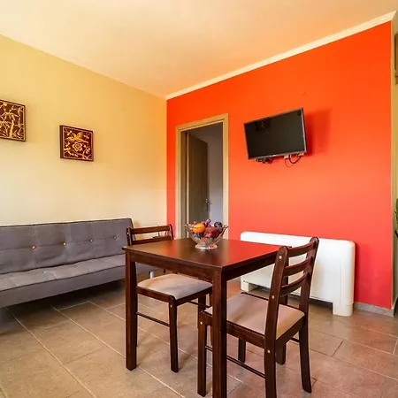 Apartamento Zoi Faraklata